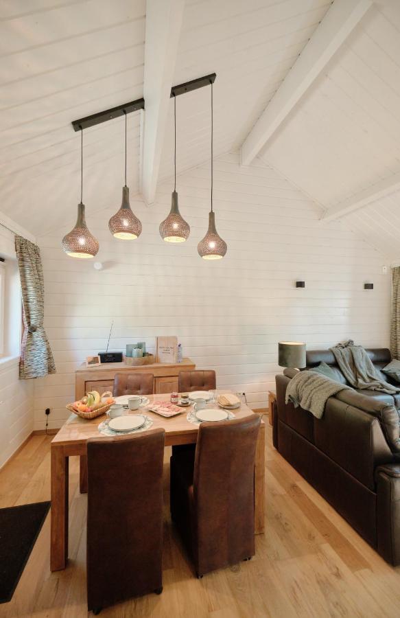 Chalet D'Un Ami Somme-Leuze Exteriör bild