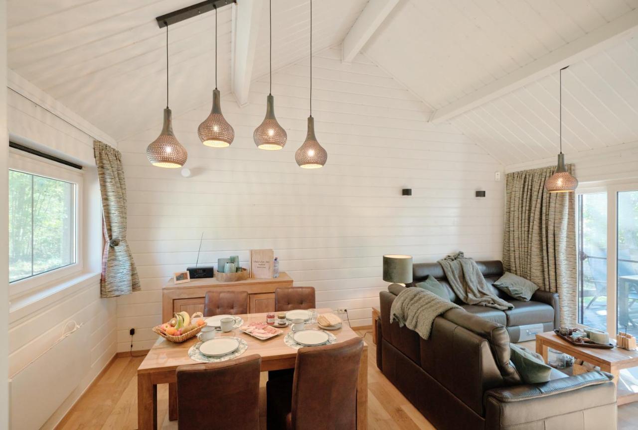 Chalet D'Un Ami Somme-Leuze Exteriör bild